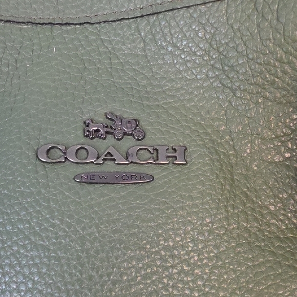 Coach Olive Green Leather Shoulder Bag with Wallet - Picture 3 of 12